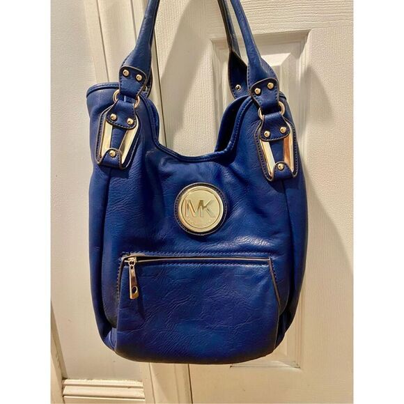Michael Kors Beautiful Blue Leather Shoulder Handbag With Gold Metal Vintage - Picture 9 of 10